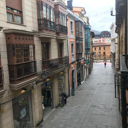 Ferienwohnung Apartamento En Pleno Centro Catedral Oviédo Exterior foto